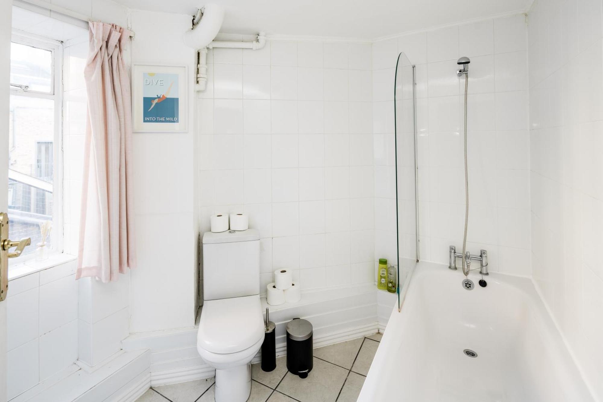 דירות לונדון Affordable Flat In Fitzrovia מראה חיצוני תמונה